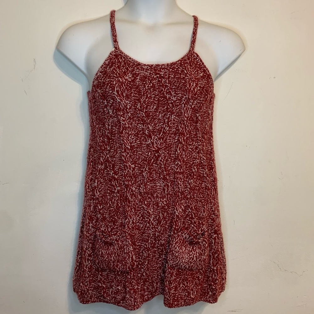 Wet Seal 2 Pocket Crochet Sleeveless Sweater Size Large